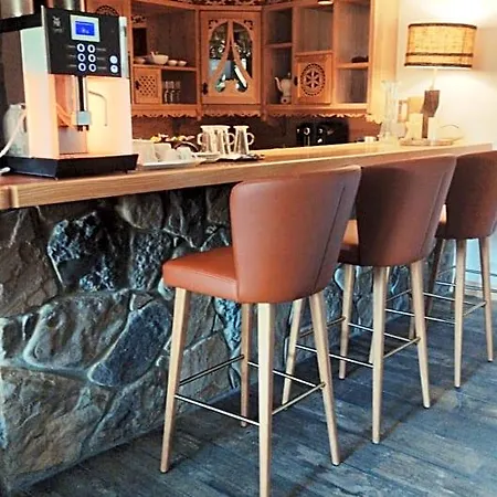 Bed & Breakfast Krokus Park 4*